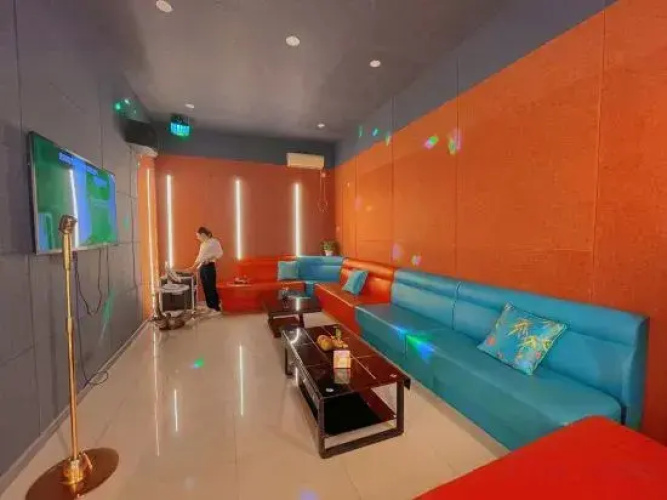 Hidden Dolphin Bay Hotel Beijing