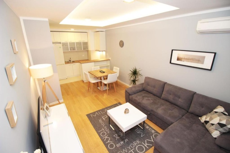 1 Bedroom Apartment