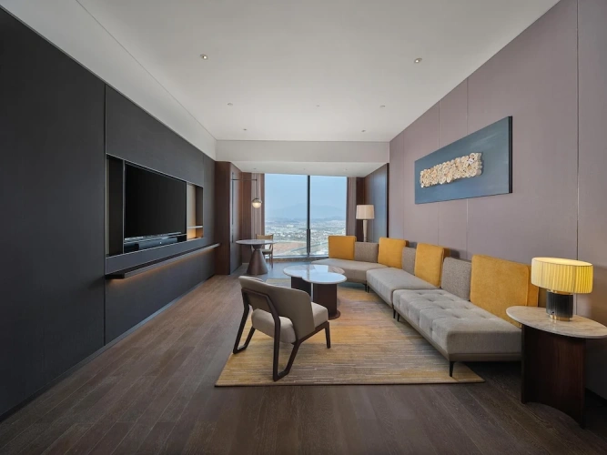 Deluxe Double Suite