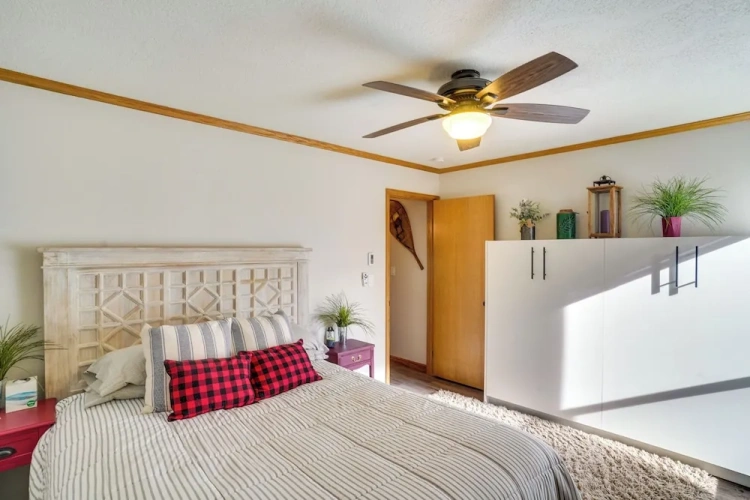 2 Bedrooms Apartment