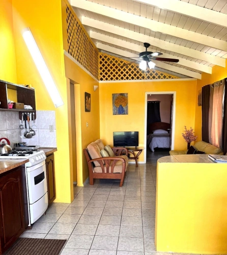 2 Bedrooms Apartment