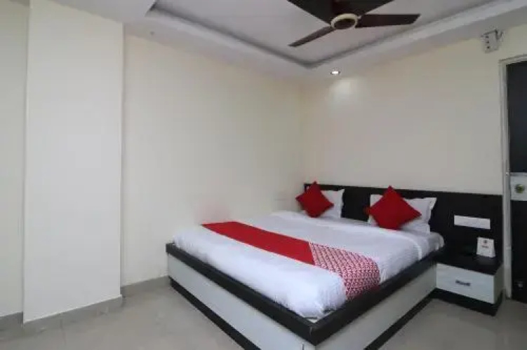 OYO 13615 Holiday Resort Digha