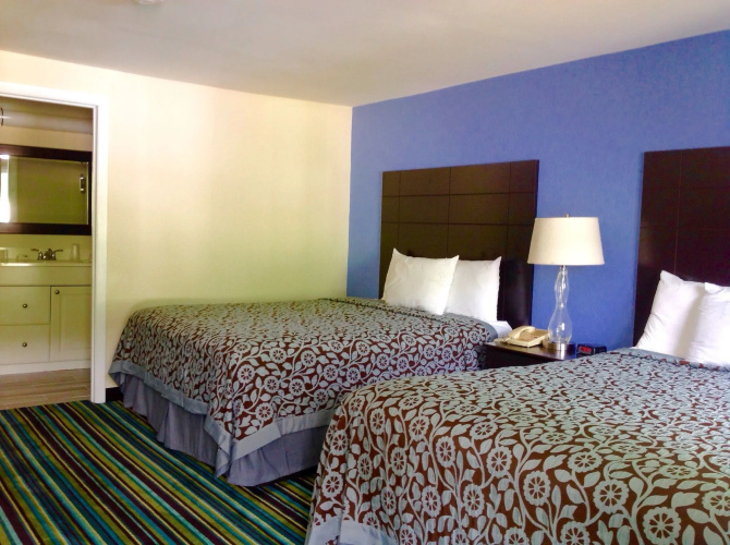 Beacon Inn and Suites