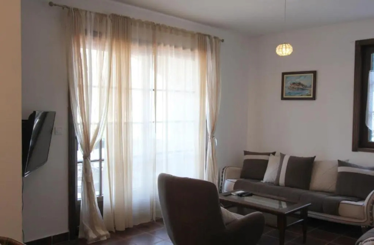 3 BR Apartment in Boka Gardens complex