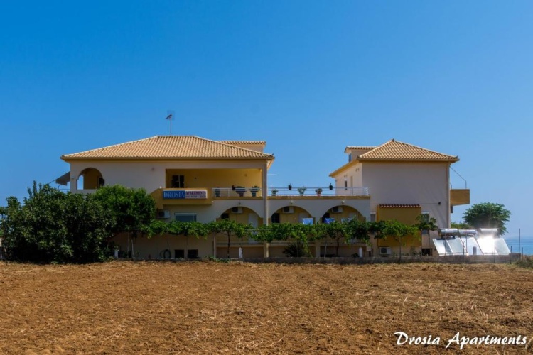 1 Bedroom Apartment with sea view