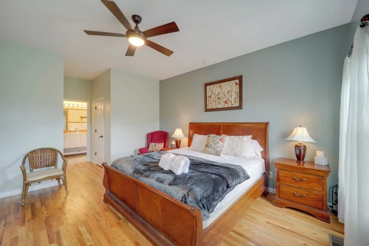 6 Bedrooms Cottage