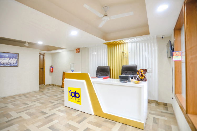 FabHotel Diamond