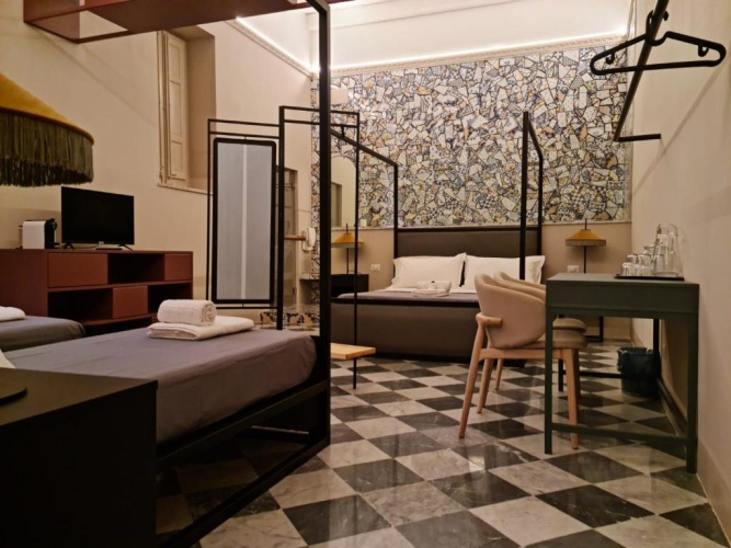 Deluxe Quadruple room