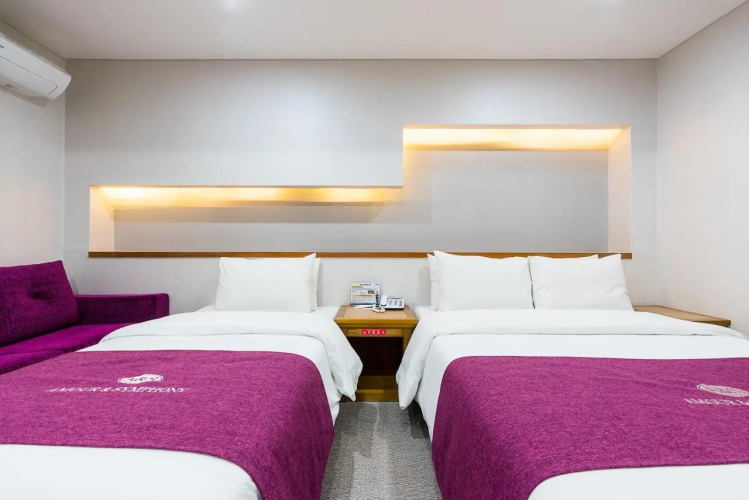 Hotel Symphony