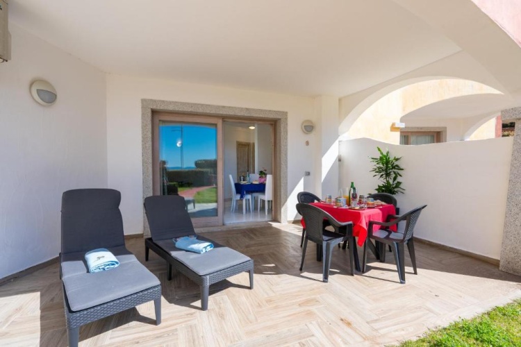 Apartment with sea view