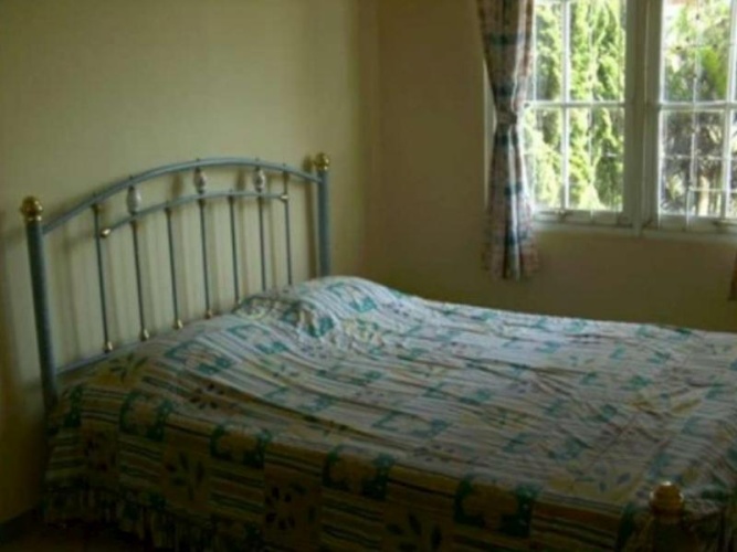 2 Bedrooms Villa