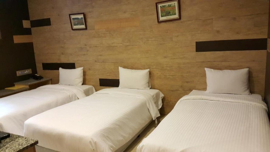 Standard Double room with view
