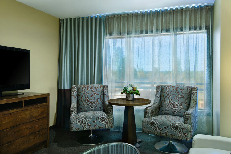 The Oxford Hotel Bend