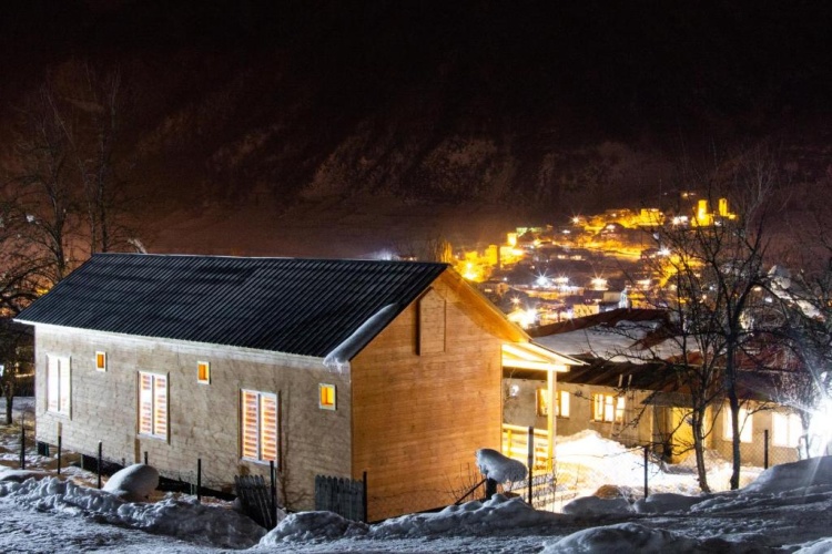 Standard Double room with mountain view