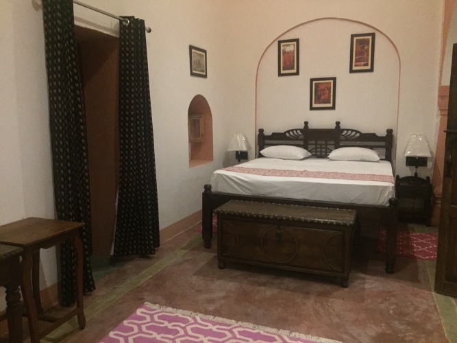 Standard Double room with courtyard view