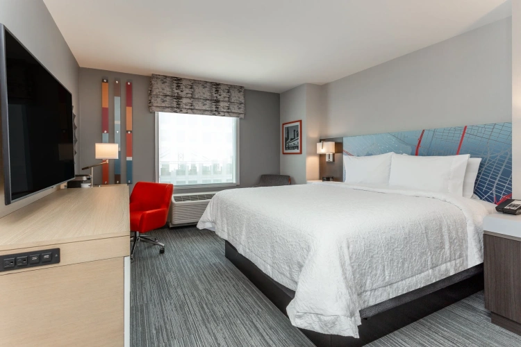 Standard room with city view