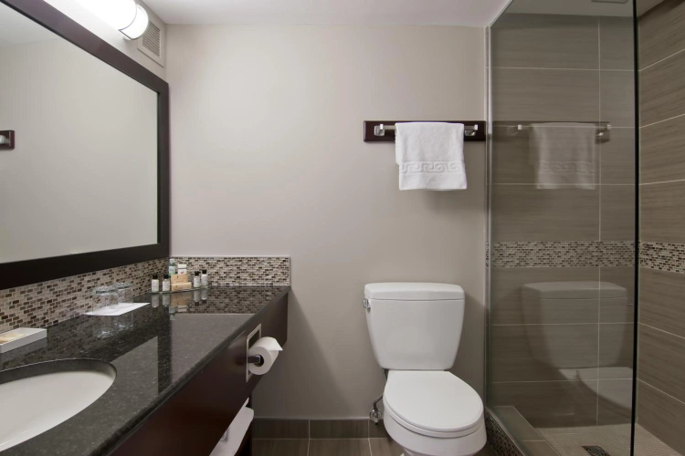 Crowne Plaza Edmonton Lacombe photo 9