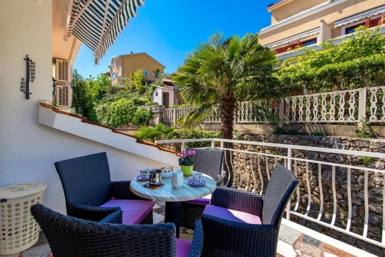 Studio with balcony