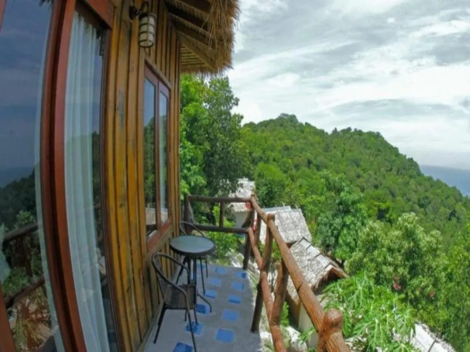Deluxe Double room with balcony and with sea view