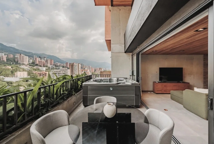 Premium Apartment