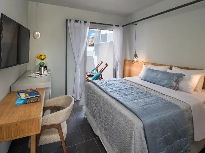 Suite with balcony