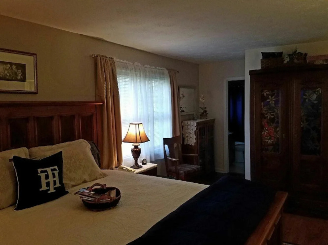 Amos`s_willow_bend_stone_cottage