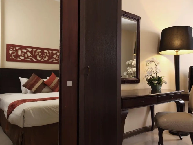 Suite with balcony
