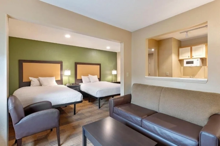 Quadruple Suite