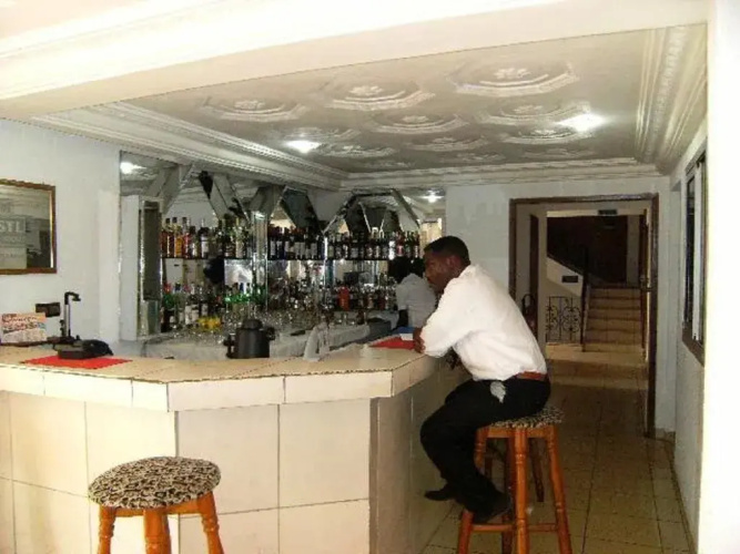 Safari Hotel