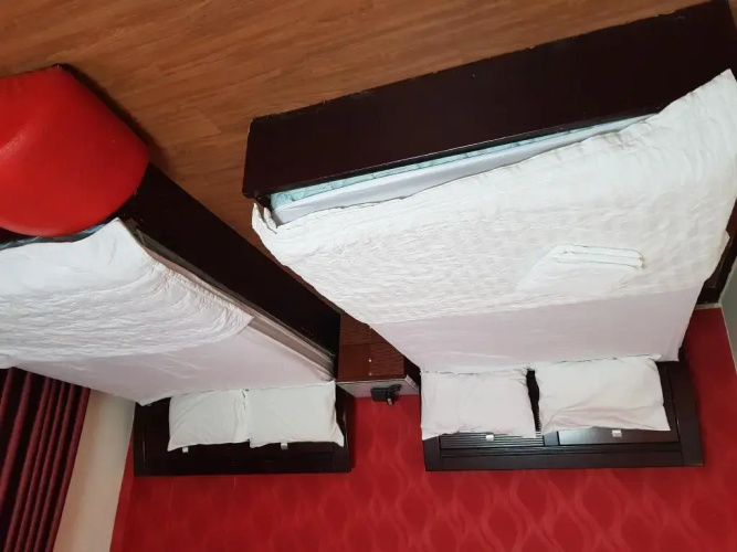 Long Son Hotel