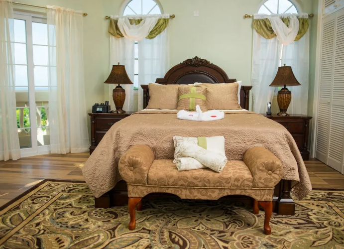 Villa Sweet Villa