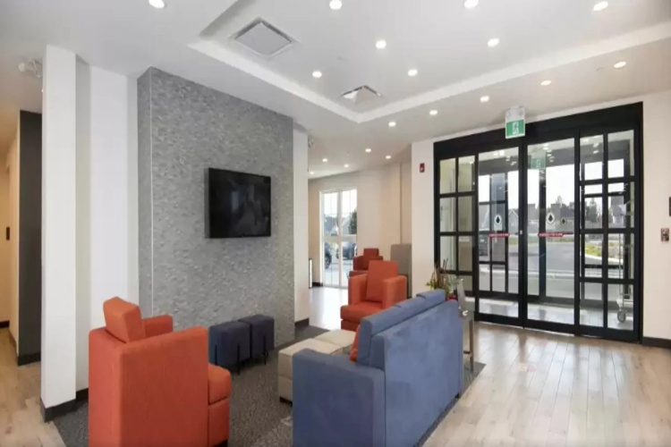 Comfort Inn & Suites photo 13