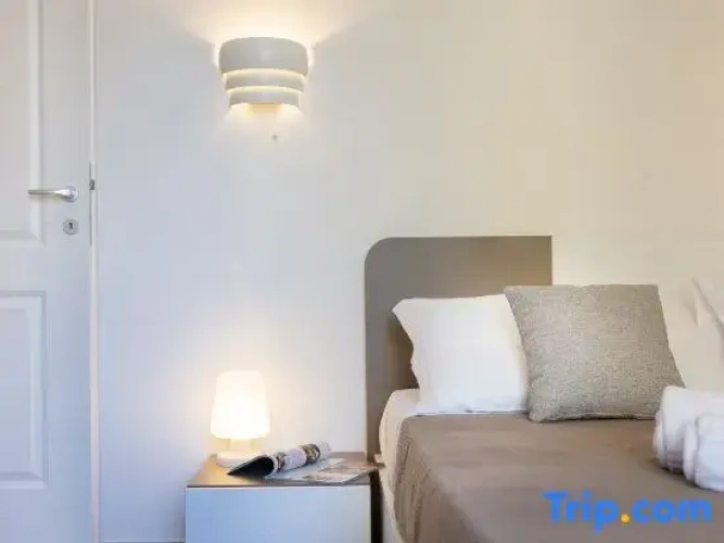 2 Bedrooms Suite