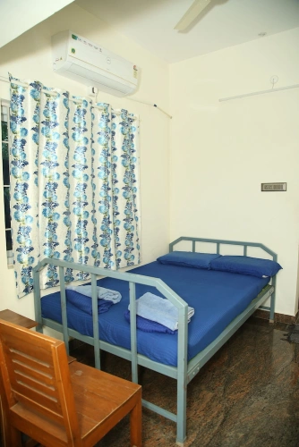Classic Single room with balcony and with garden view