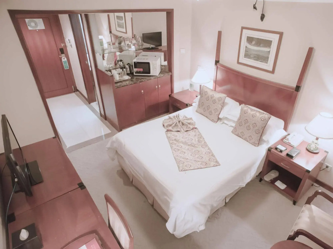 Shanghai Charms Hotel