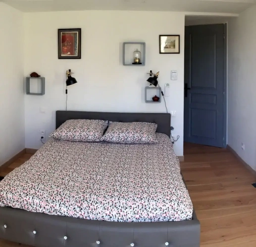 2 Bedrooms Comfort Duplex Apartment with garden view