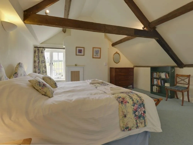 Abbots Manor