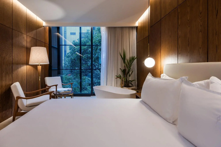 Elcielo Hotel & Restaurant