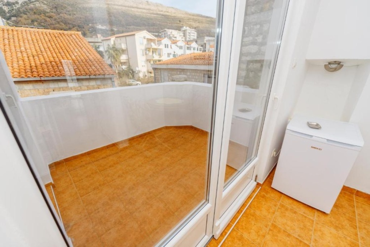Apartment with sea view