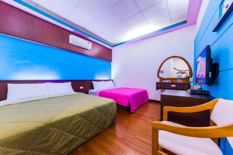 Standard Quadruple room