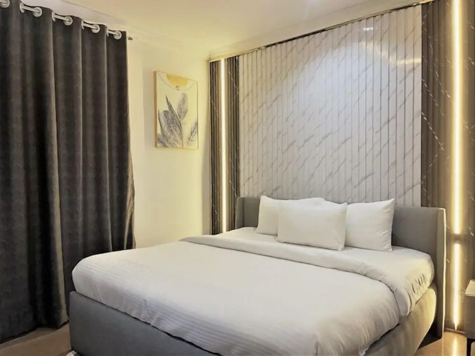EPL Apartments