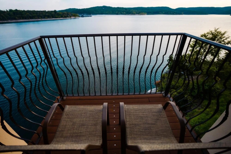 1 Bedroom Lake View Villa - Unit 406