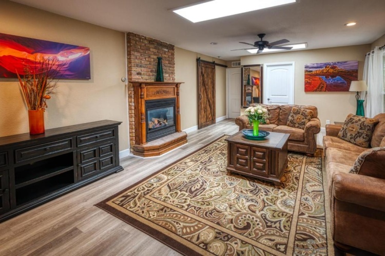 Deluxe Double Suite