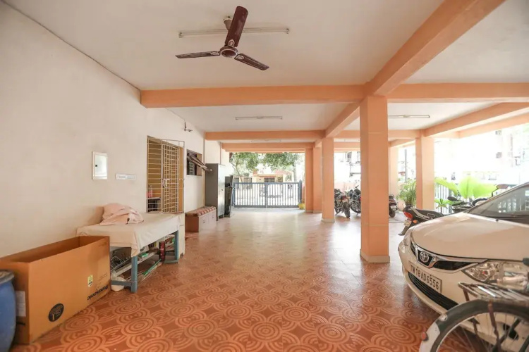 ULO Saicharan Comfort Inn