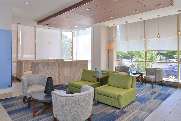 Holiday Inn Express & Suites Buffalo Downtown - Medical CTR photo 9
