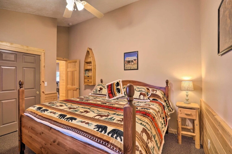 4 Bedrooms Cottage