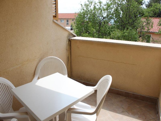 1 Bedroom Quadruple Apartment with balcony