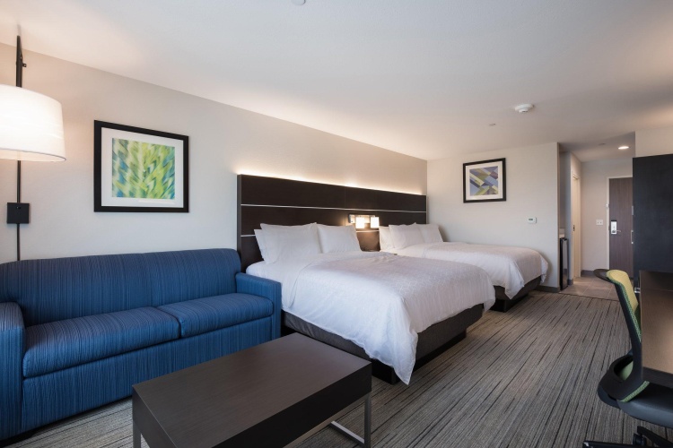Quadruple Suite