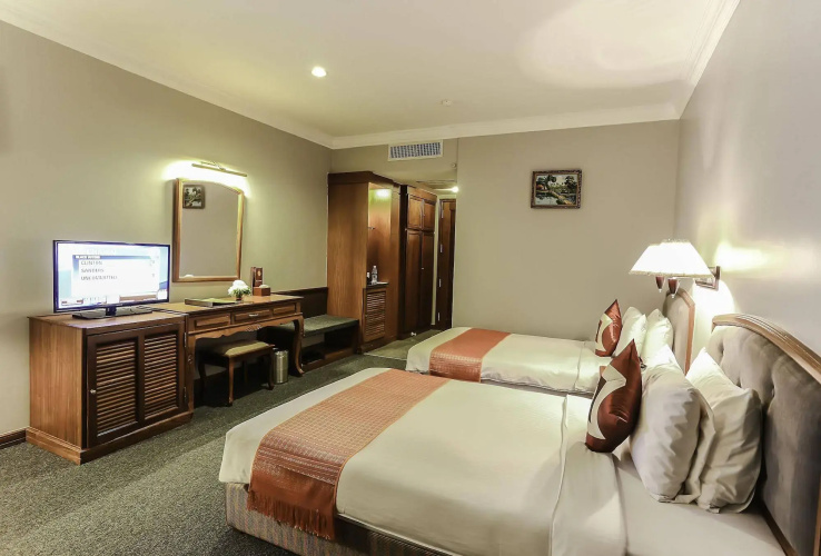 Angkor Howard Hotel