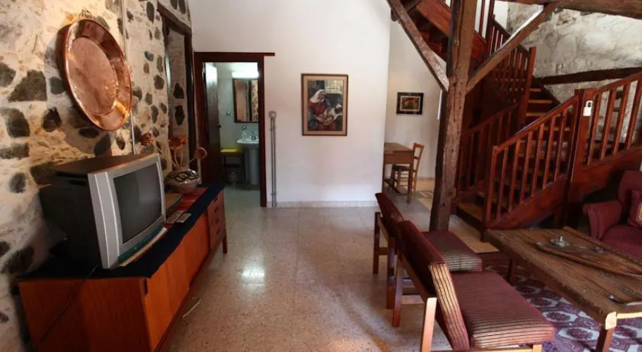 Dorina Cottage